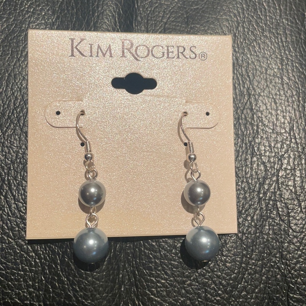 Kim Rogers dangle fashion earrings